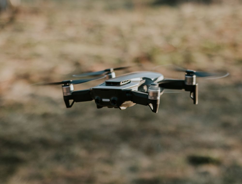 drone-flying-in-the-sky-LCQ48PR